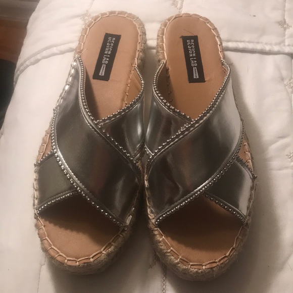 Shoes - Picture 2 of 5